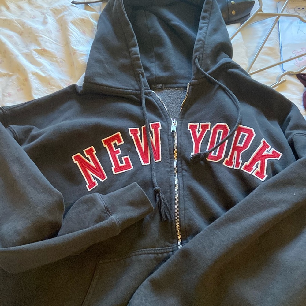 black brandy mellvile new york zip up
